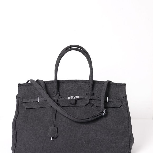 COPY - Weekend Bag - Picture 3 of 5